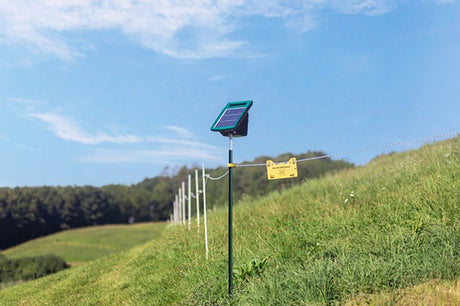 Energizador de cerca eléctrica sun power s1000 de productos Ako con panel solar