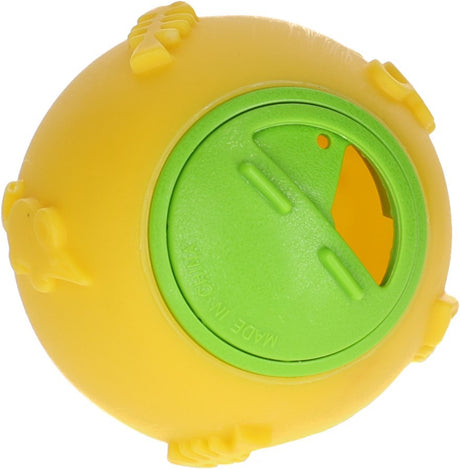 Bola de snack para pollos 7,5 cm amarilla.