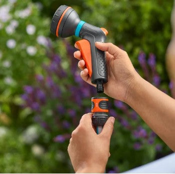 Set básico de pulverizador múltiple Gardena Classic, incl. pistola rociadora con parada de agua (18373-20 | pulverizador | parada de agua | pieza del grifo | conexión de manguera)