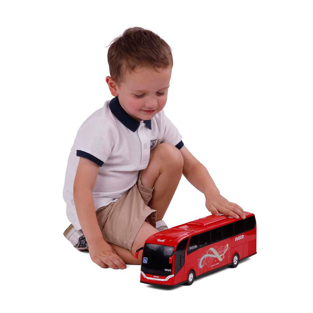 Autobús urbano Cavallino Iveco escala 1:30