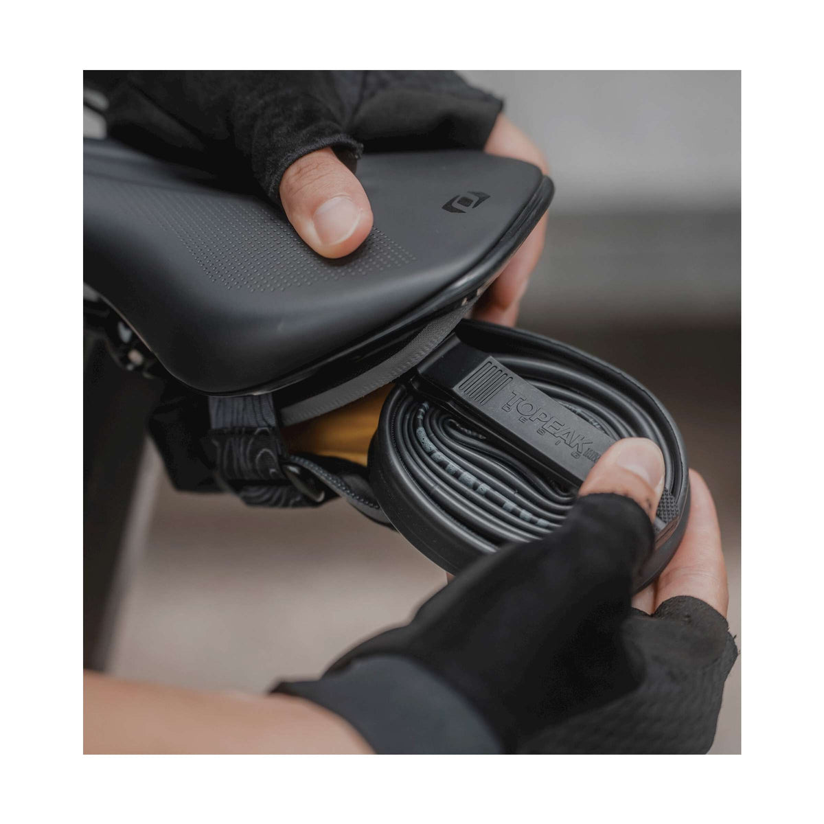 Topeak elementa bolsa para sillín de bicicleta 0,2 l poliéster negro