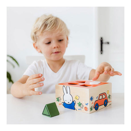 Clasificador de formas de madera Bambolino Miffy. 3+