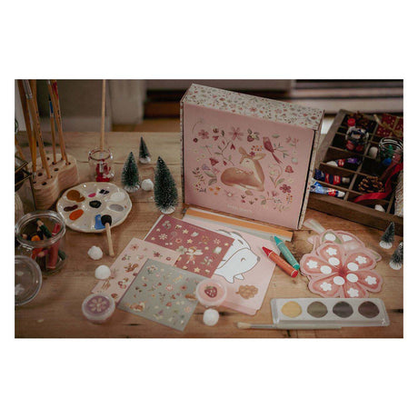 Pequeña caja de manualidades holandesa - jardín de hadas