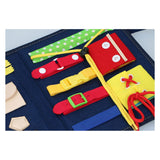 Libro de actividades Montessori de Eddy Toys - aprender a abrir y cerrar la ropa - practicar la motricidad