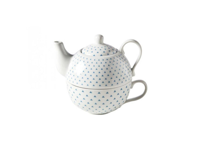 Té acogedor y moderno para un triángulo azul