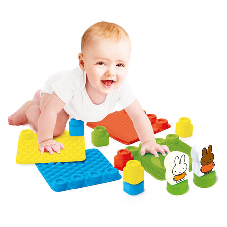 Clementoni soft clemmy - Miffy sensorial path - juguetes sensoriales - alfombra de juego - bloques para bebés y alfombra de juego - con bloques apilables de espuma suave - 6 - 36 meses