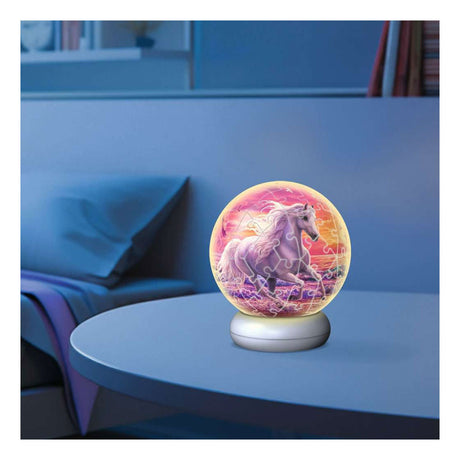 Ravensburger – Caballos en la playa – Luz nocturna de bola de rompecabezas 3D – 73 piezas