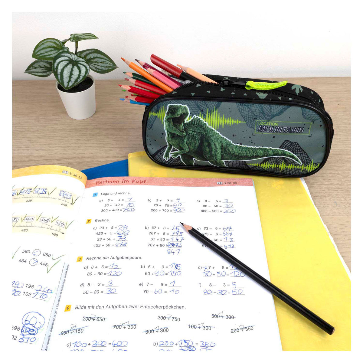 Estuche encubierto Jurassic World