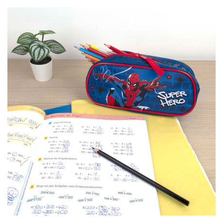 Estuche para lápices encubierto del hombre araña