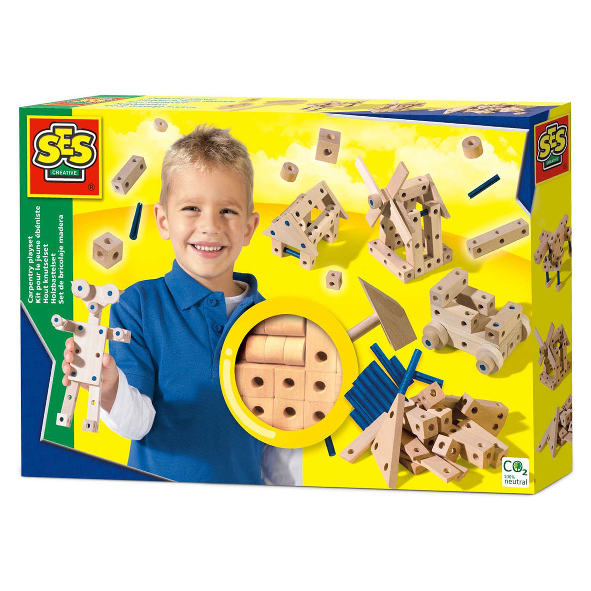Seis juegos de manualidades de madera.