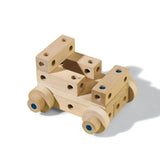 Seis juegos de manualidades de madera.