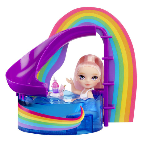 Rainbow High Doll pequeño día en la piscina con juego de rubor