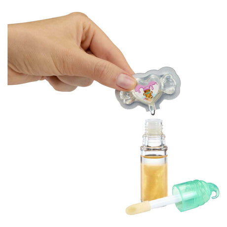 Muñeca yummiland - juego de pan de jengibre gigi con brillo de labios