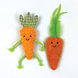 Happy pet tabby patch zanahorias con hierba gatera