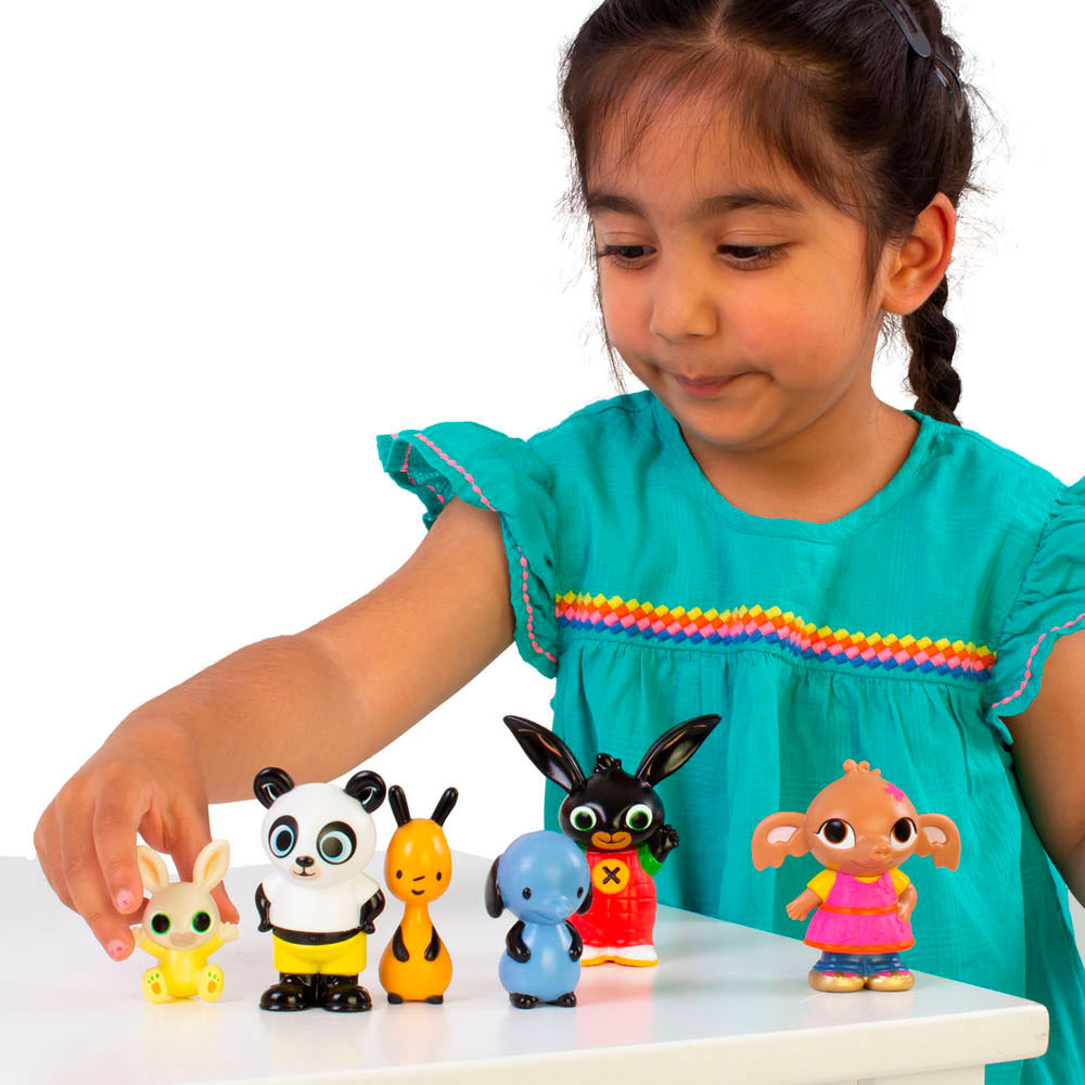 Conjunto de figuras de bing y amigos.