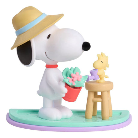 Caja ciega coleccionable Just play happy haul maní snoopy moody mondays