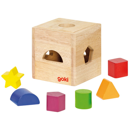 Cubo clasificador de madera Goki con bloques