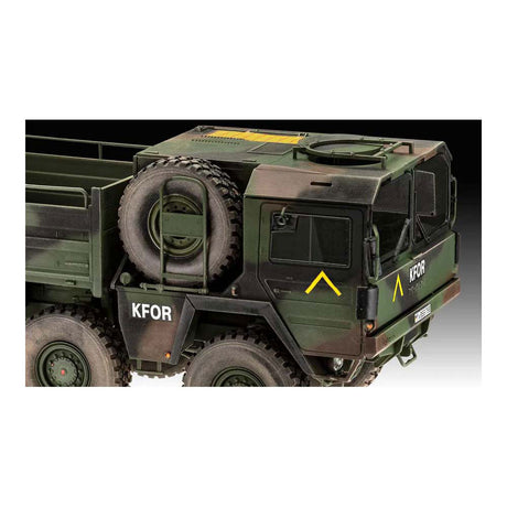 Maqueta Revell - camión hombre 10t milgl 8x8 1:35 - 245 piezas.
