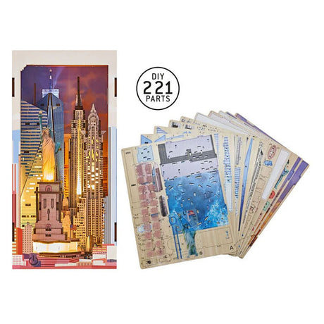 Revell Tiny Adventures Book Nook New York - 221 partes.