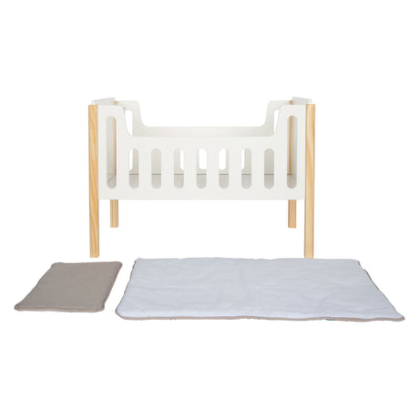Pie pequeño - cama de muñeca de madera botón pequeño