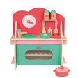 Cocina en madera 36x17x38 con accesorios. 3+