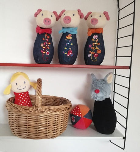Juego de bolos lobo 18 cm. 0+