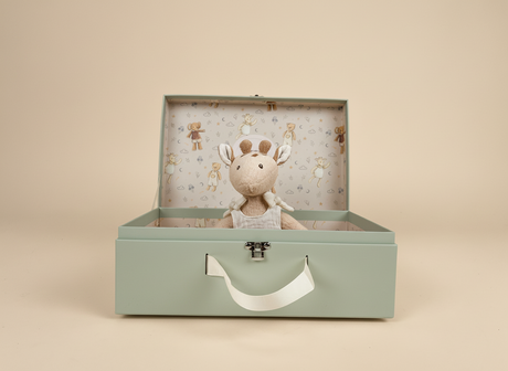 Peluche Leonie la jirafa en caja regalo