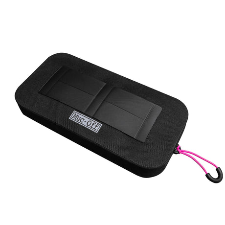 Estuche muc-off Essentials estuche impermeable Essentials negro
