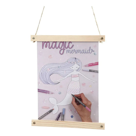 Colgador de carteles de madera de la empresa Creativ para tamaño A4.