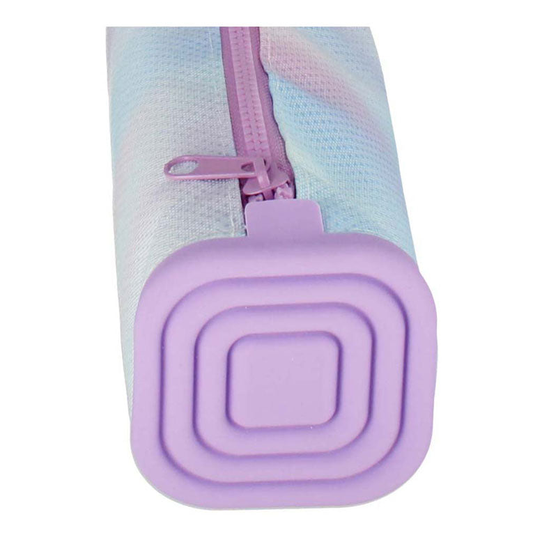 Estuche pastel con laterales de silicona