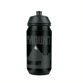 Montaña de botellas de agua Sks. 500ml