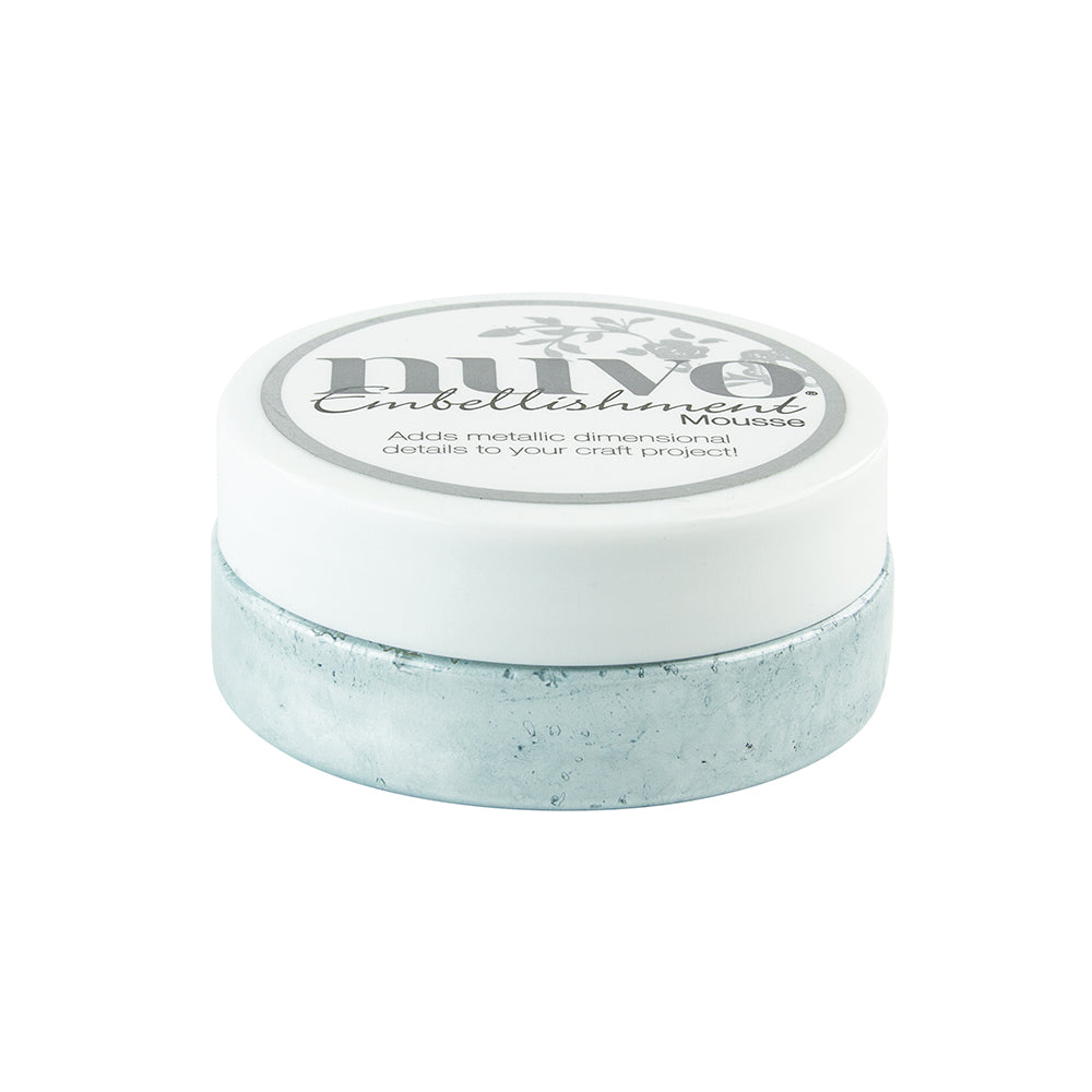 Nuvo de tonic studios nuvo • mousse de adorno azul empolvado