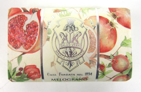Peluca Boland con trenzas naranjas y lazo.