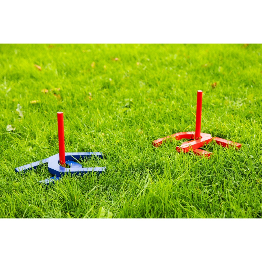 Juego al aire libre, lanzamiento de herradura.