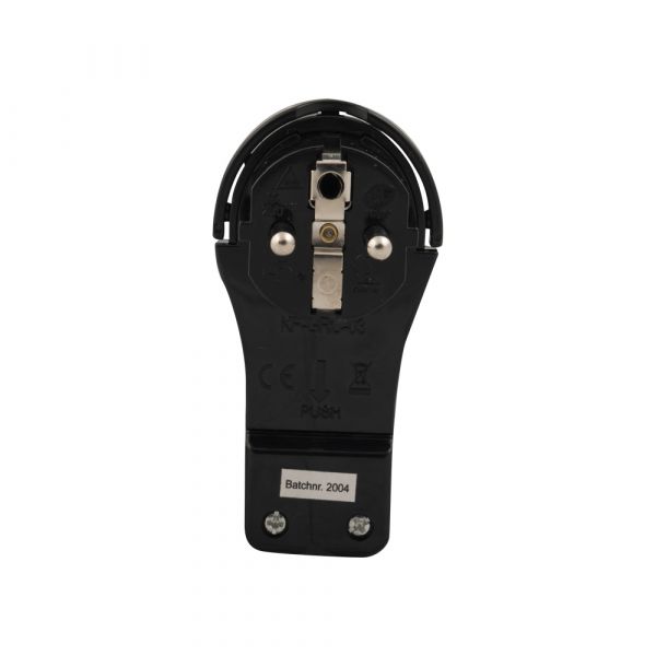 Enchufe de negro extra plano