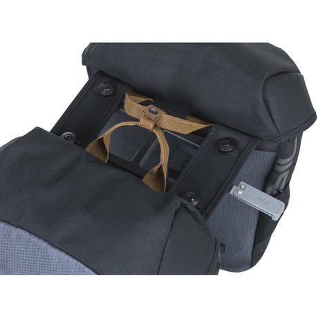 Basil bolsa doble para bicicleta miles mik 34 litros 13 x 26 x 35 cm - negro gris