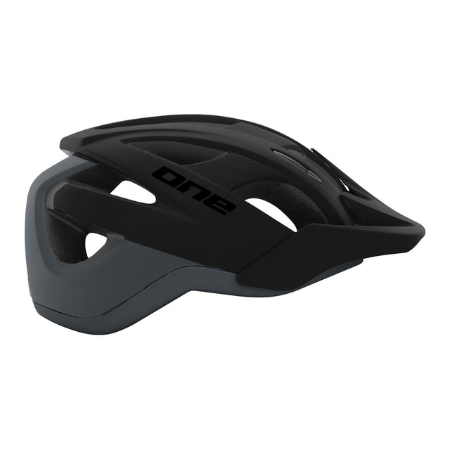 Casco one trail pro s m (55-58) negro gris
