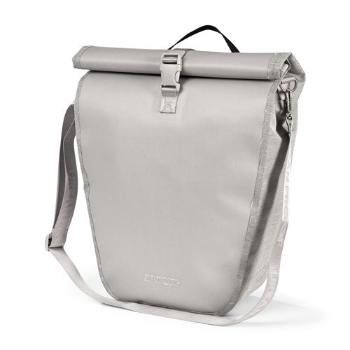 Urbanproof bolsa urbanproof distrito único 20l gris reciclado