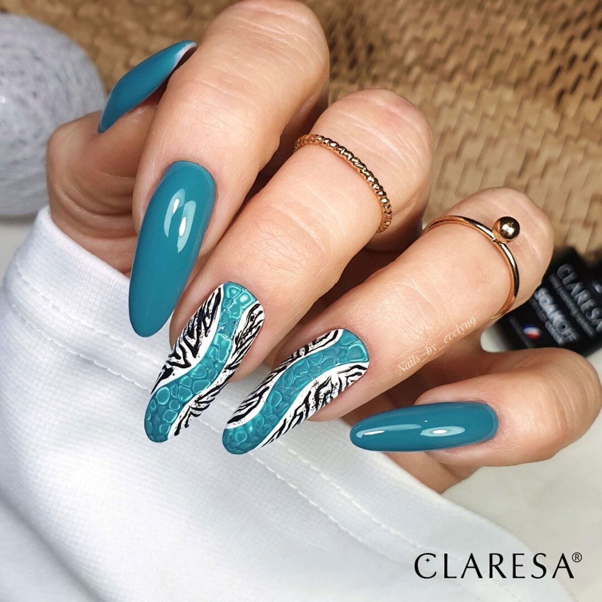 Claresa Esmalte Gel UV LED 5ml Verde Guiños 2