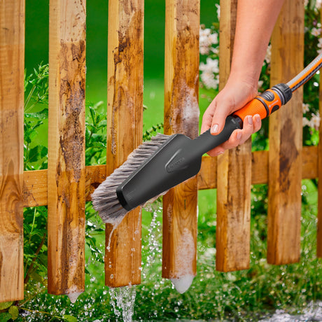 Gardena cleansystem set de limpieza con cepillo de mano m suave, cepillo de lavado en barra de jabón (gris, 18863-20)