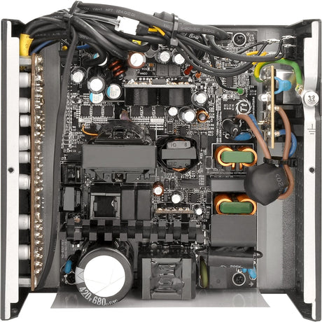 Fuente de alimentación modular Thermaltake ToughPower GF3 ARGB Gen 5 EU de 750 vatios (negro, 4x PCIe)