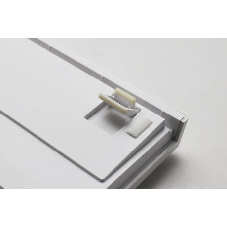 Teclado mecánico para juegos Ducky zero 6108 blanco puro rgb (blanco, diseño estadounidense (qwerty), cherry mx2a speed silver, 100%, leds rgb, pbt de doble disparo, intercambio en caliente, 2,4 ghz | bluetooth | usb-c)