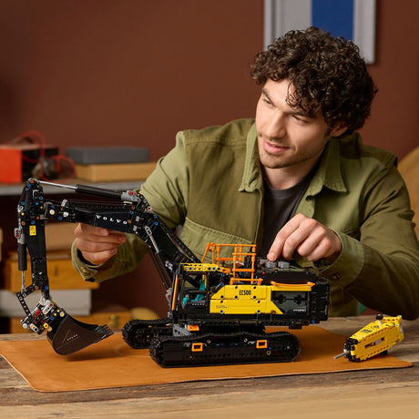Lego® technic excavadora híbrida volvo ec500 - 42215