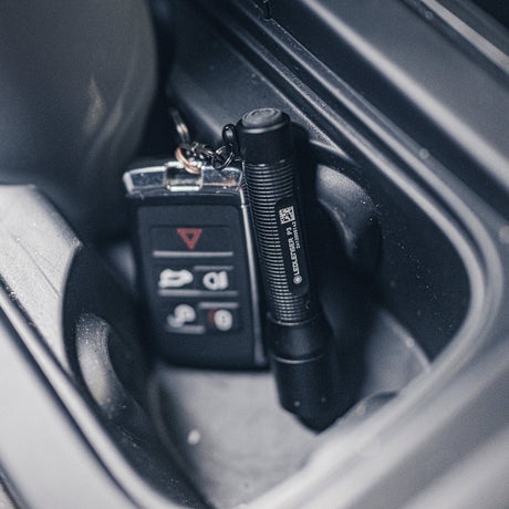 Linterna con llave Ledlenser p3 (negra, 130 lm, 6000-7500k)