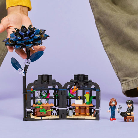 Lego ® Miércoles Dalia Negra - 76784