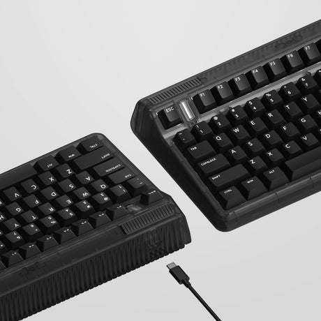 Teclado mecánico inalámbrico Iqunix og80 dark side (negro, diseño estadounidense (qwerty), marrón gateron, 80% (tkl), leds rgb, intercambiable en caliente, pbt, 2,4 ghz | bluetooth 5.1 | usb-c)