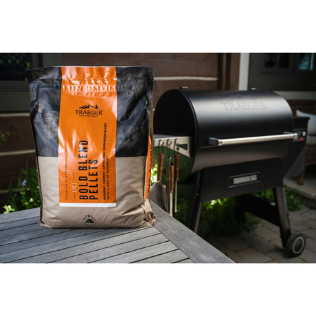 Pellets Traeger Bold Blended - Combustible de edición limitada (8 kg)