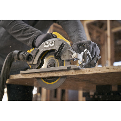 Sierra circular stanley fatmax v20 18v sierra circular manual 190mm (negra amarilla, batería y cargador incluidos, con estuche)