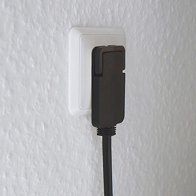 Brennerstuhl comfort-line plus, toma de corriente de 6 vías (negro, con enchufe plano, 2m h05vv-f 3g1.5)