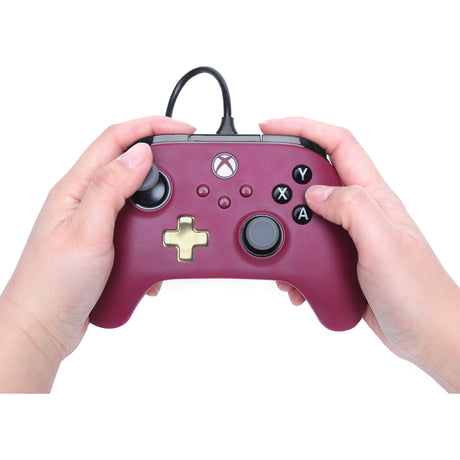 Controlador con cable Powera Advantage Plus para Xbox Series X|s - Rubí (rojo oscuro, Xbox Series X|s, Xbox One, PC)